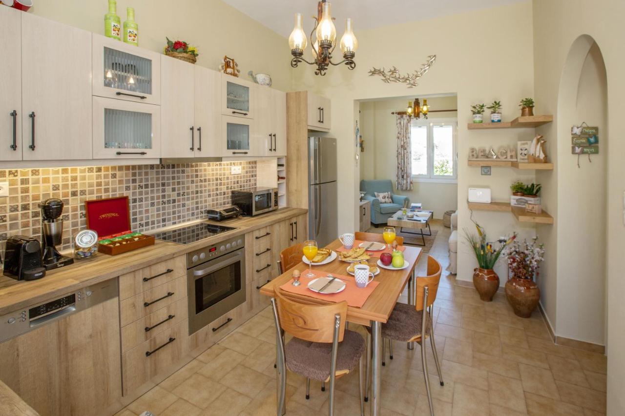 Ruby'S Summer House With Spacious Garden And Free Parking Gavrio Exterior foto