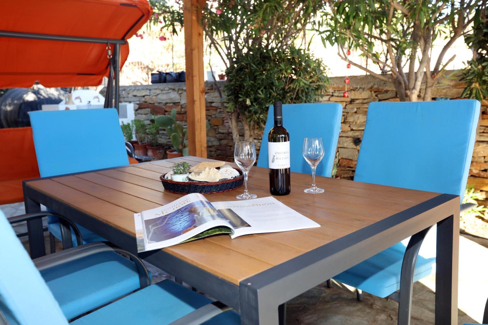 Ruby'S Summer House With Spacious Garden And Free Parking Gavrio Exterior foto