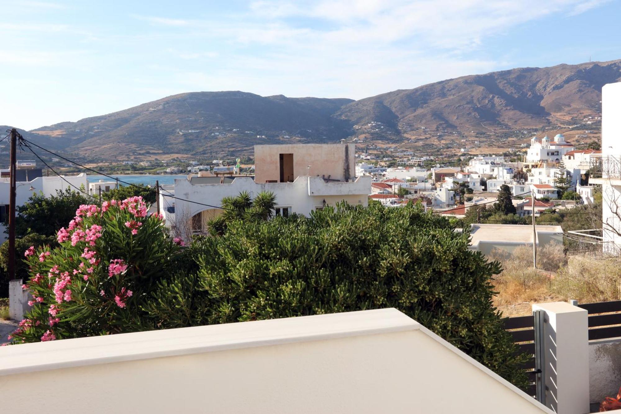 Ruby'S Summer House With Spacious Garden And Free Parking Gavrio Exterior foto