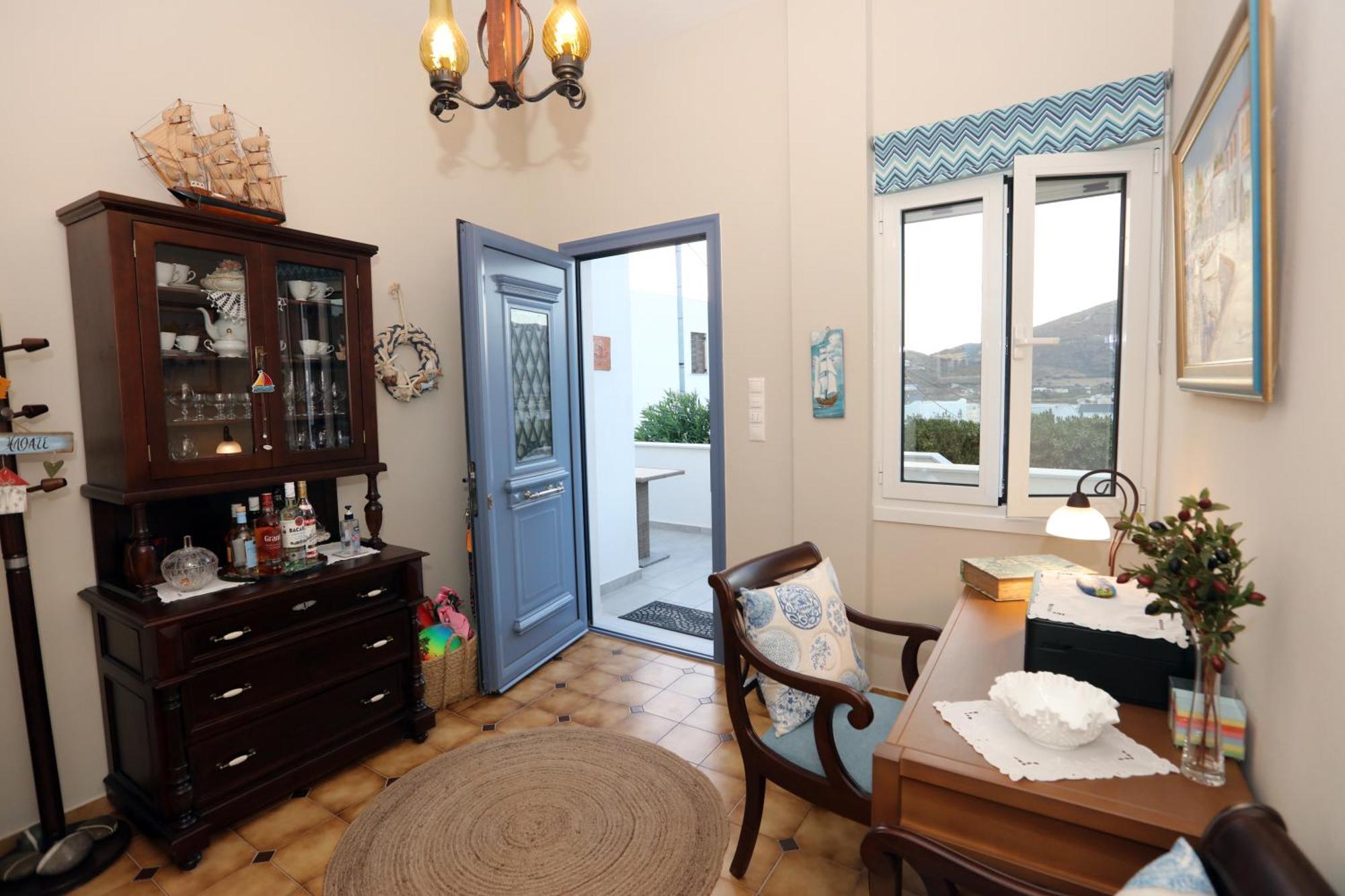 Ruby'S Summer House With Spacious Garden And Free Parking Gavrio Exterior foto
