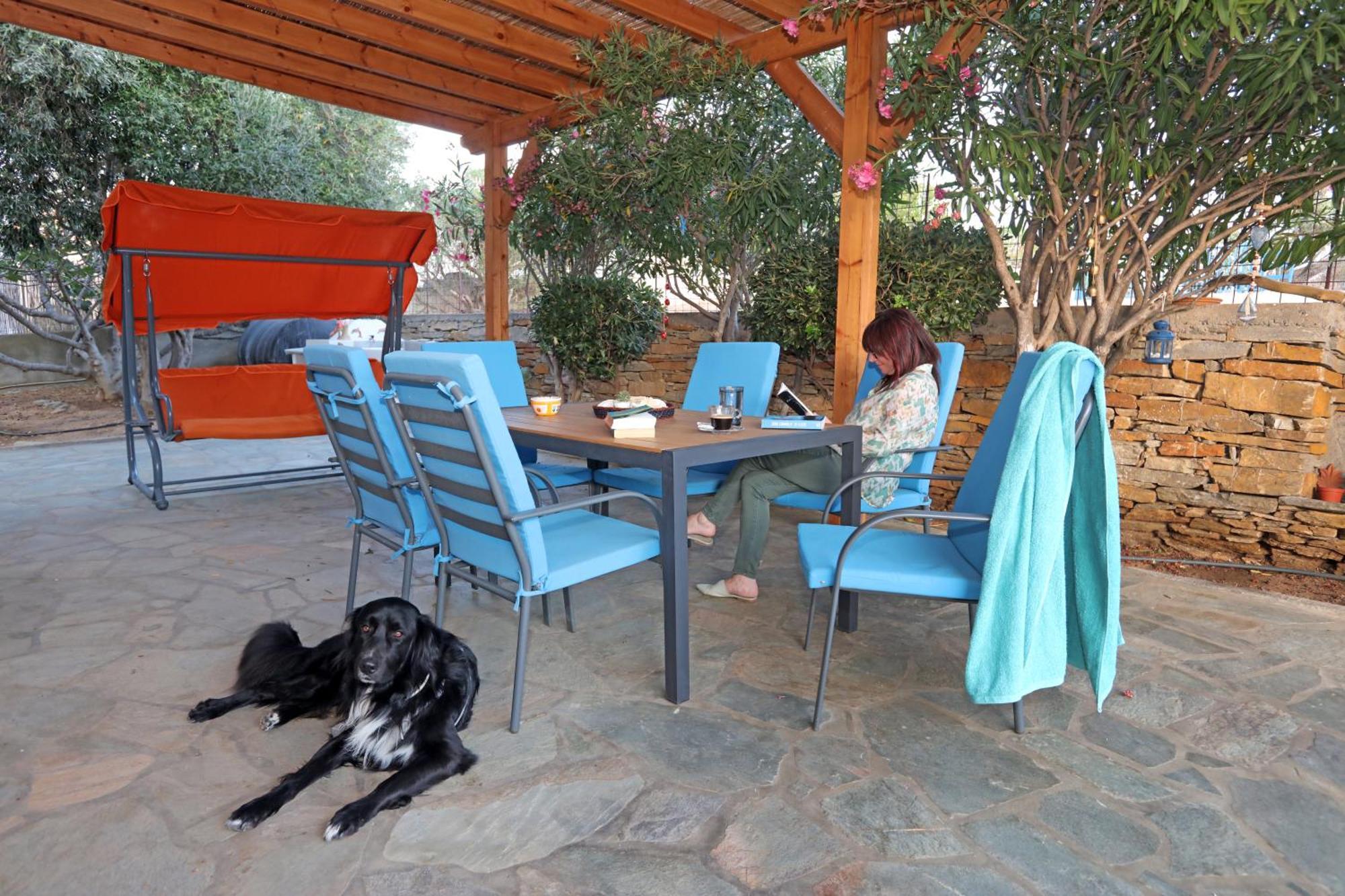 Ruby'S Summer House With Spacious Garden And Free Parking Gavrio Exterior foto